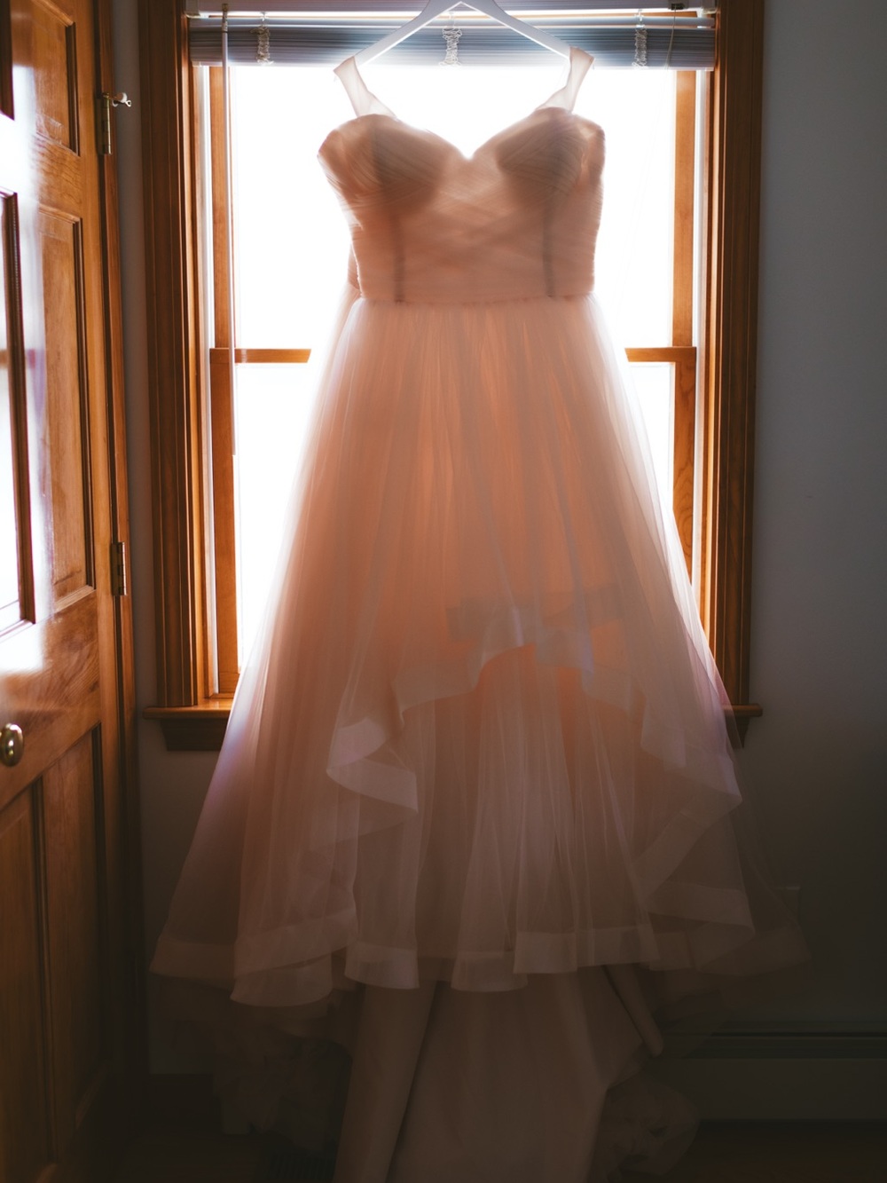 Elegant Strapless Tulle Bridal Gown in Blush